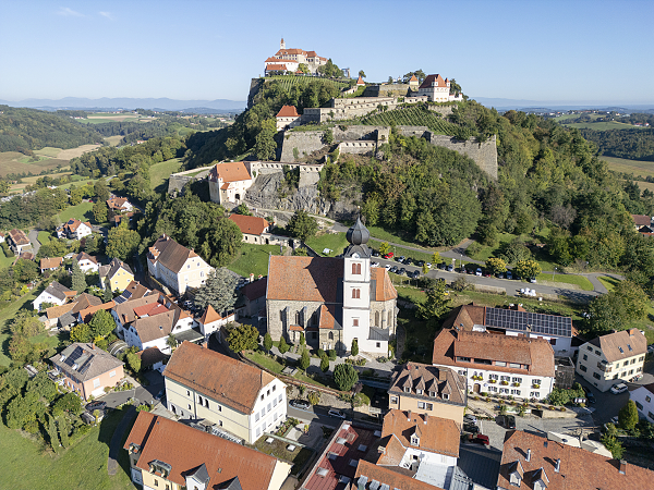 die riegersburg im herbst
